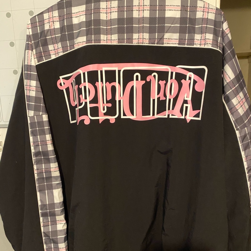 Men’s puma jacket 🖤